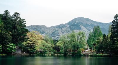 Beppu Jigokudani hell valley onsen hot spring Oita Japan — cobalt blue sea hell steam volcanic