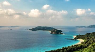 Kerama Islands Zamami Tokashiki Kerama Blue turquoise sea turtle loggerhead humpback whale Japan